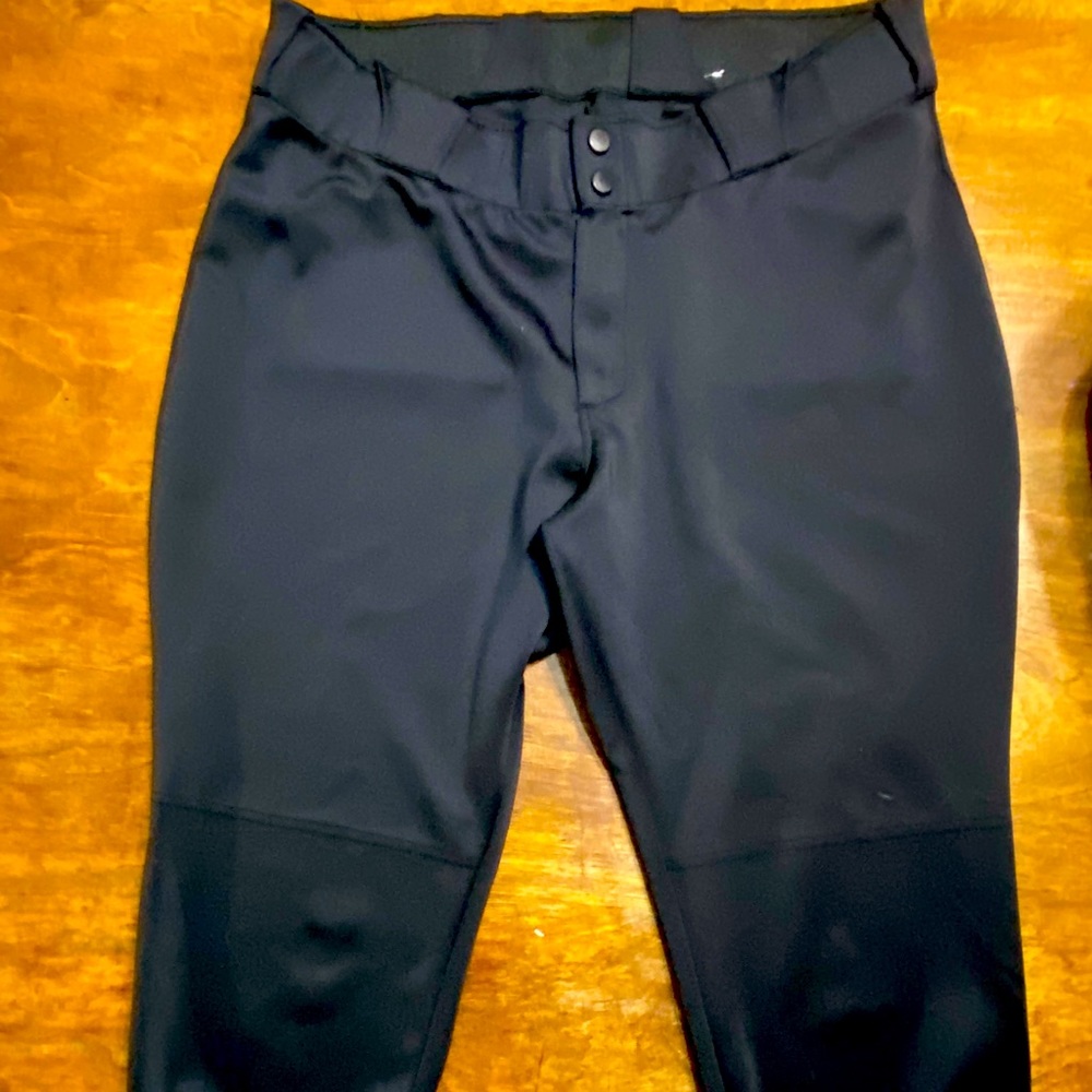 Women’s softball 🥎 pants